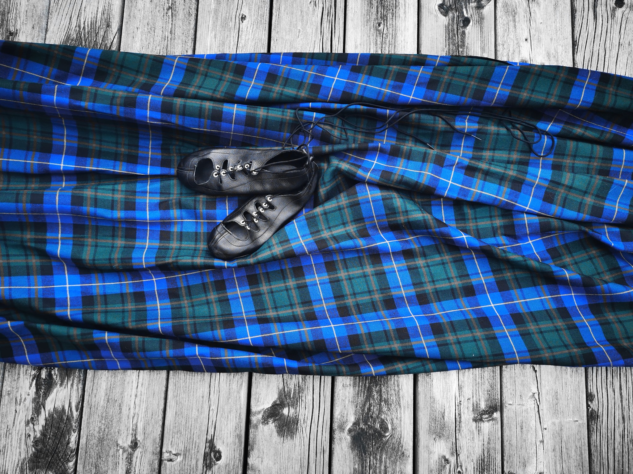 Picture of Ghillies on the Royal city Tartan